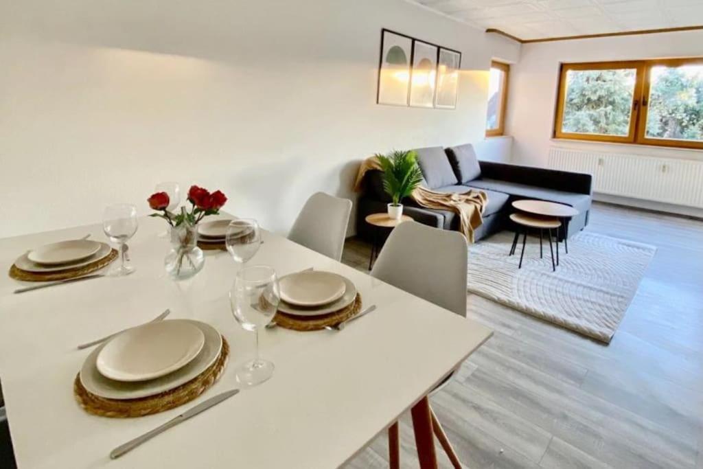 Schoene Zentrale Wohnung Naehe Hb Germersheim Exterior foto
